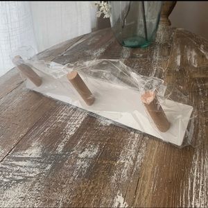 Target Bullseye metal peg rack NWT